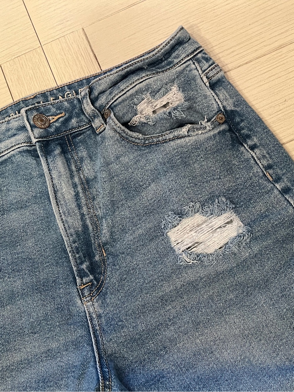 American Eagle Ankle Light Blue Stretch Denim Jeans - Picture 2 of 7